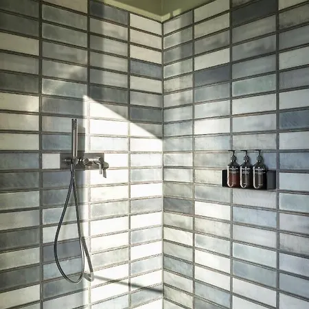 Gekko House Frankfurt, A Tribute Portfolio Φραγκφούρτη