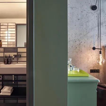 Gekko House Frankfurt, A Tribute Portfolio 4*