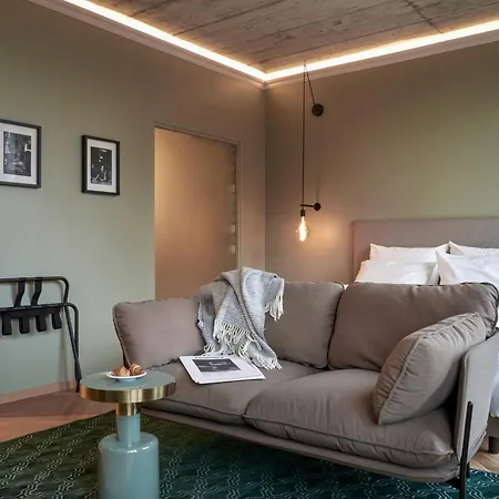 Gekko House Frankfurt, A Tribute Portfolio Φραγκφούρτη