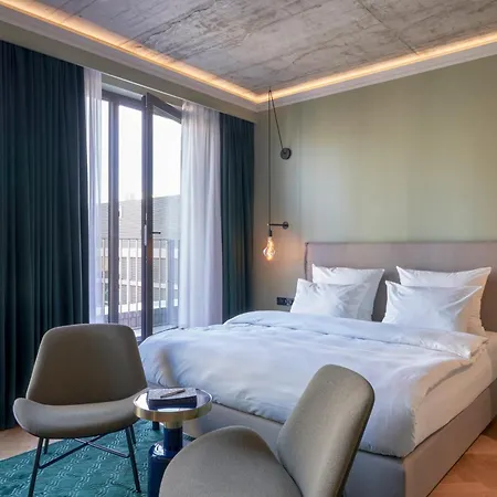 Gekko House Frankfurt, A Tribute Portfolio Φραγκφούρτη