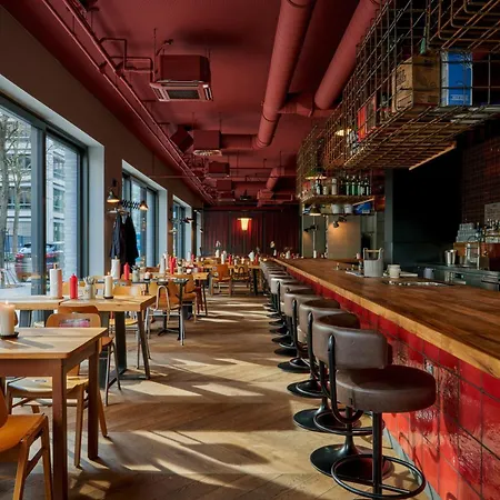 Gekko House Frankfurt, A Tribute Portfolio