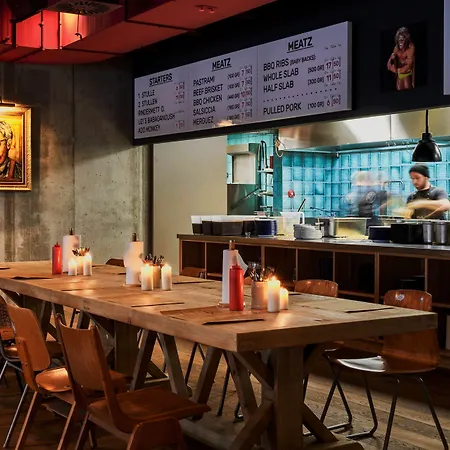 Gekko House Frankfurt, A Tribute Portfolio