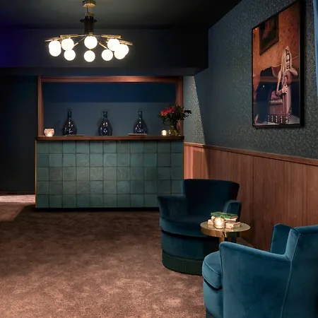 Gekko House Frankfurt, A Tribute Portfolio Φραγκφούρτη